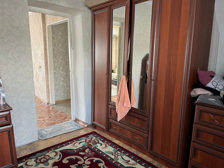 Продам спальный гарнитур срочно