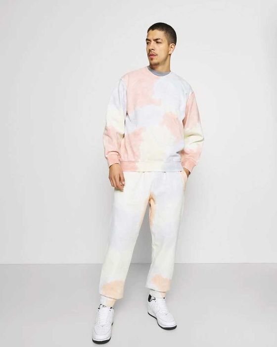 Нови екипи и долнища Wrstbhvr Obey