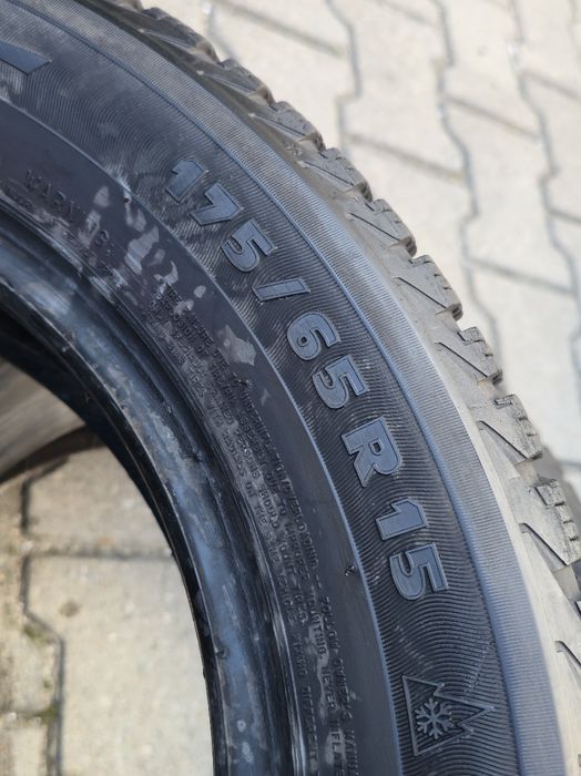 175 65 15 Michelin 2 бр.