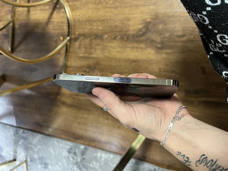 Vand/Schimb Iphone 14 pro max impecabil