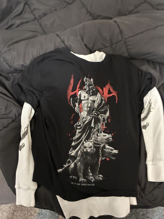 Луда артикули запазени