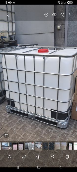 Продам бочки,,еврокуб,,