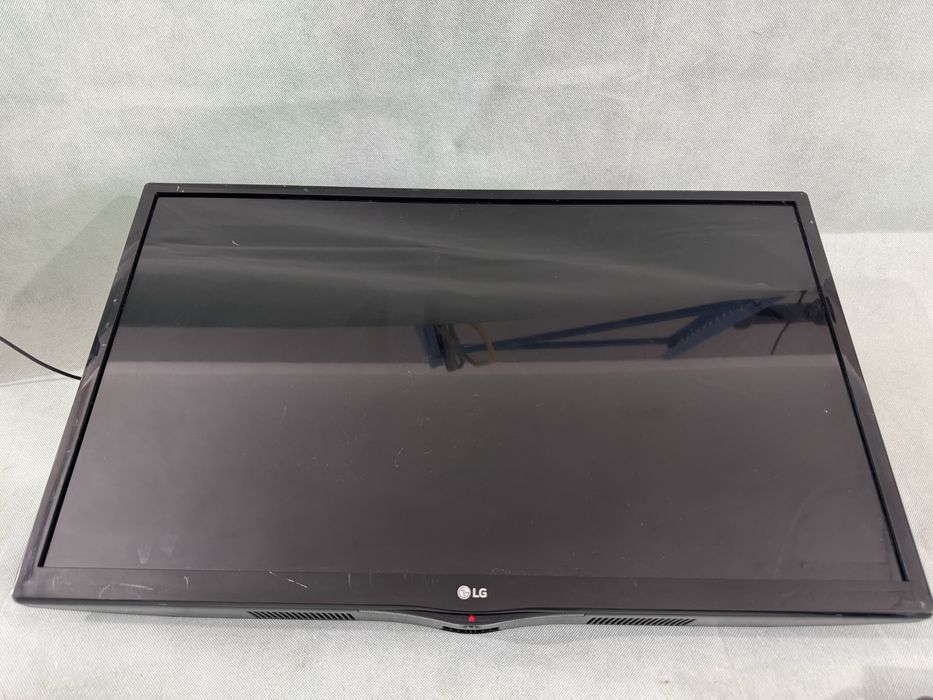 Телевизор - LG  28 inch smart  / A25