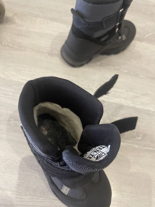 Зимние детские ботинки