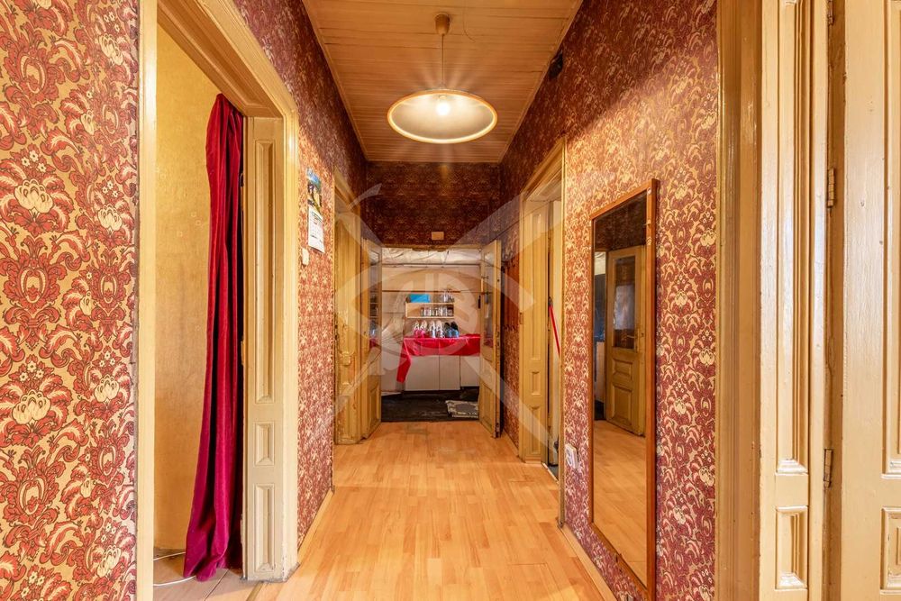 Продава се Етаж от къща в София, Център - 140 кв.м за 1286 €/кв.м - Снимка #9