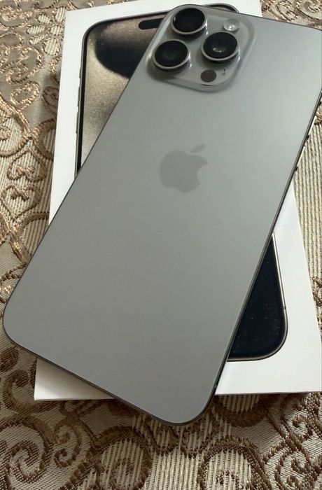 Продам 15 про макс 256 гб