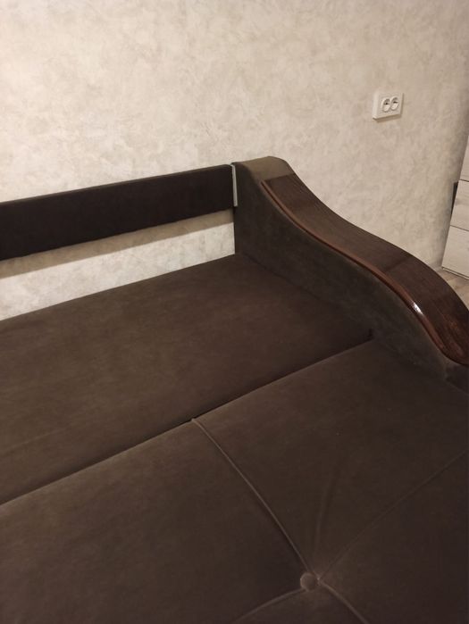 Раздвижной диван в отличном состоянии