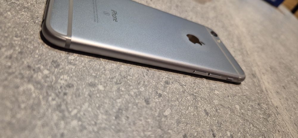 Iphone 6s LLa 100% idial
