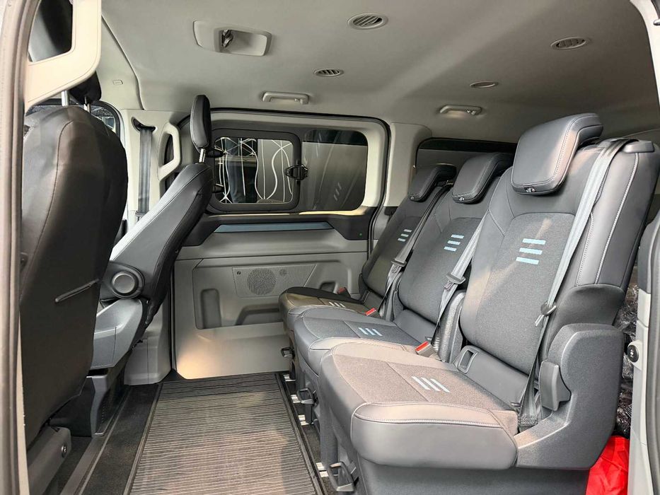 Ford Tourneo Custom Bus 2.0 diesel 4x4 2024 9600km