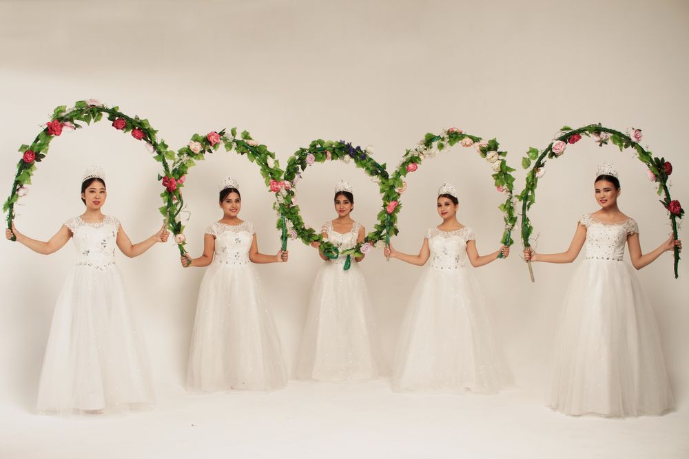 Аренда бальных платьев