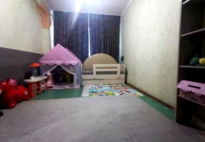 Продается 4-ком кв. в Мирабадском р, ул. Янгизамон, ориентир Greenwich