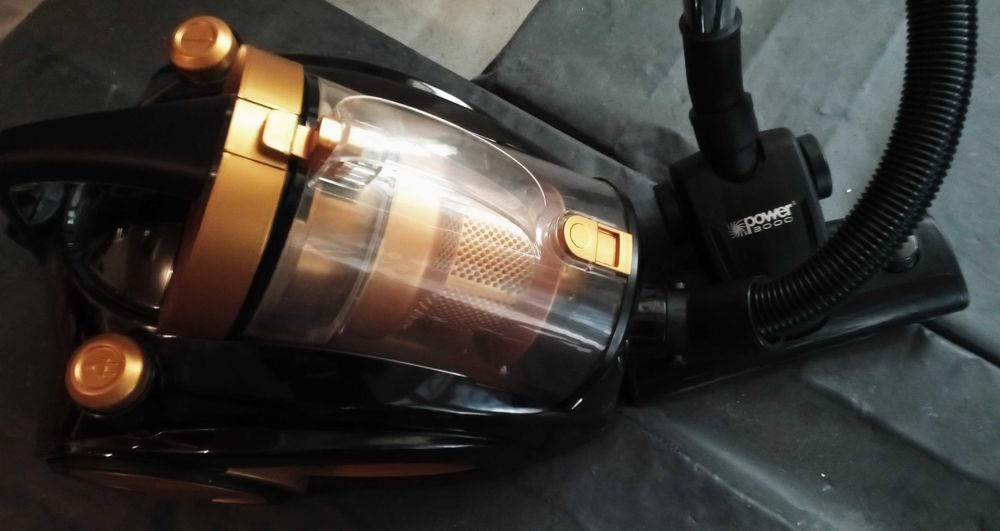 Прахосмукачка CLEANMAXX 1200W