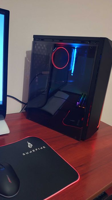 Vand 2 pc  uri gaming