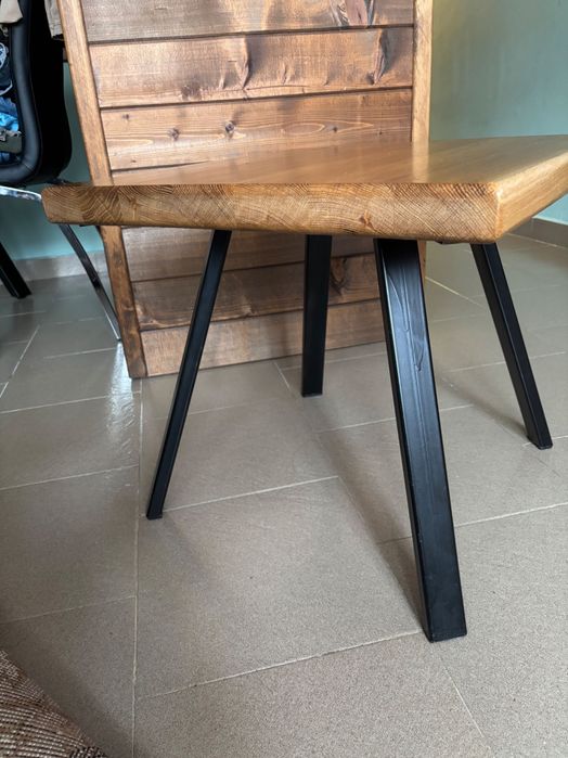 Изработка на мебели от дърво и желязо