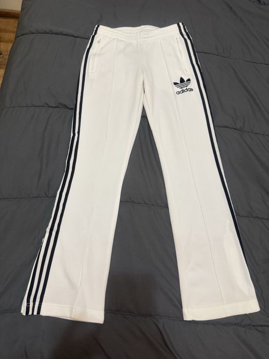 Оригинално долнище на adidas