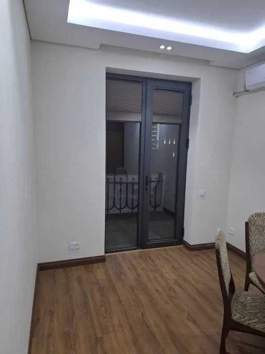 Muhtasham markaz premium Minor 78.40 m² metro bekati Moliya instituti;