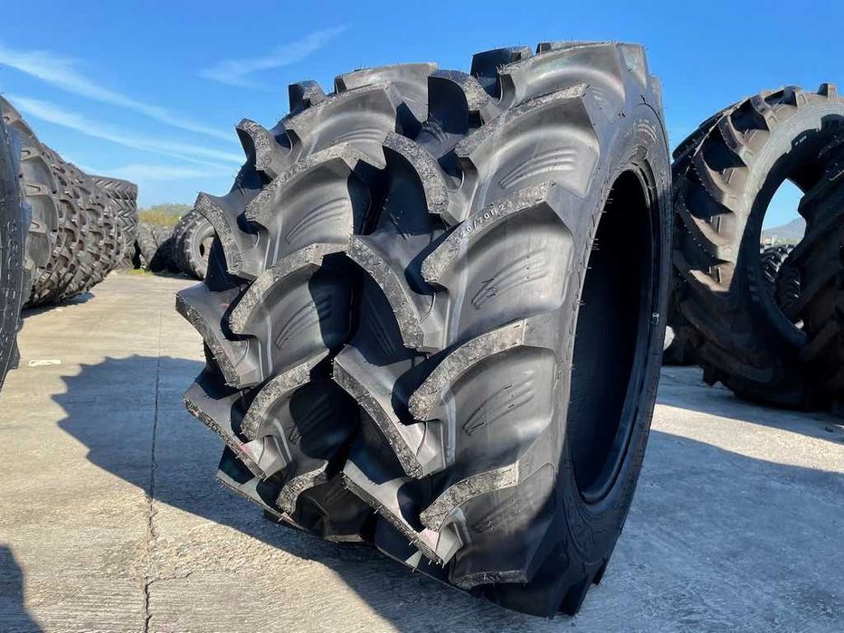 320/70 R24 OZKA Radiale Cauciucuri noi agricole de tractor fata