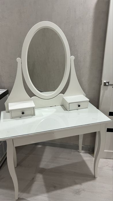 Туалетный столик