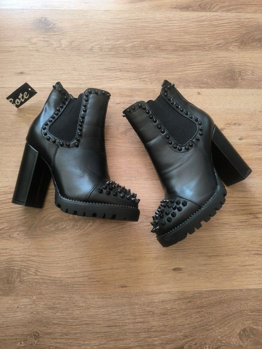 Черни боти на "Bote"