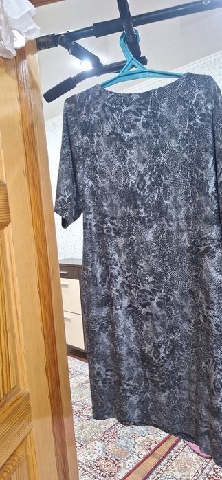 Продам элегантное платье