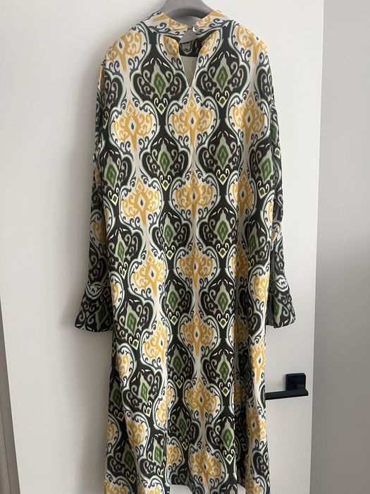 Платье  из 100% шелка, очень нарядное