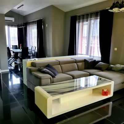 Дава се под наем Тристаен апартамент в София, Борово - 96 кв.м за 620 € - Снимка #4