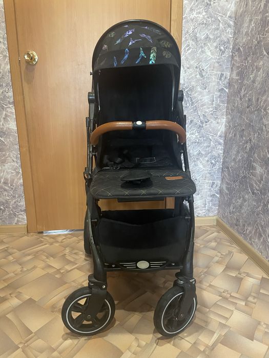 Продаю детскую коляску