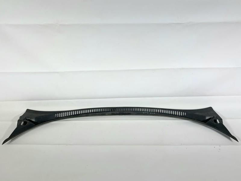 Grila stergator parbriz Seat Altea facelift 5p 5P0853185C Hatchback