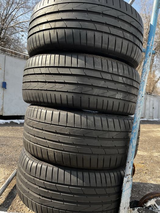 225/50/17 - компьект- лето