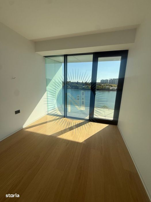Apartament cu 4 camere vedere spre lac