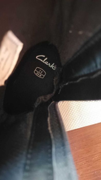 Детски ботуши Clarks - естествена кожа. Размер UK 7 F, EU 24