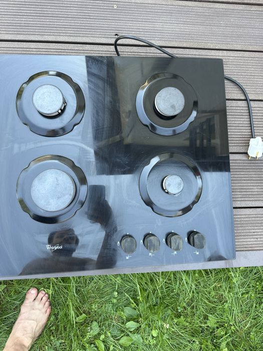 Plita Whirpool neagra pe gaz incorporabila