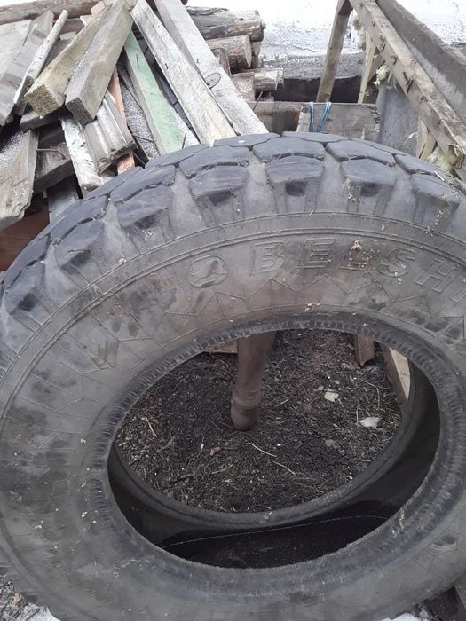 Продам резину газ 53
