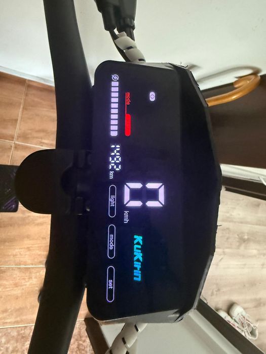 Trotineta Kukirin g2