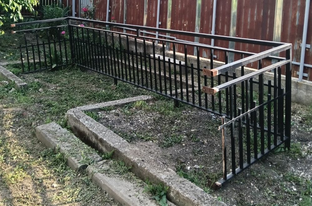 Balustrada metalica pretabila pentru balcon sau terasa