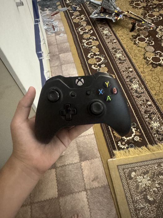 Игровой контроллер Microsoft Xbox