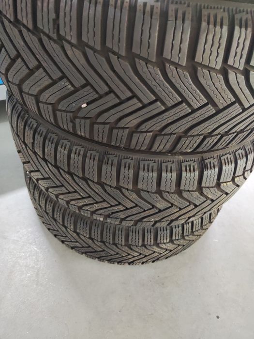 2 бр зимни 205/55/16 Michelin Дот 23г