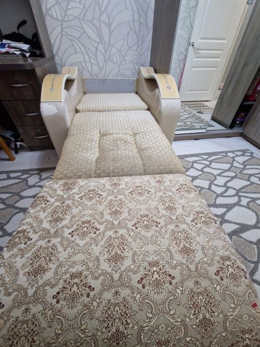 Кресло Бежевый для наилмастеров