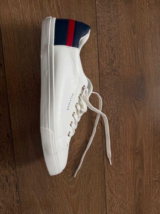 новые кеды Tommy Hilfiger