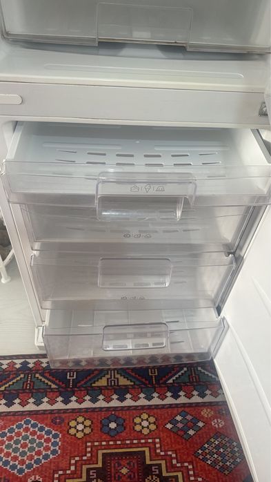 Холодильник продам