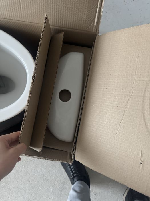 Продается ванна и унитаз НОВЫЕ