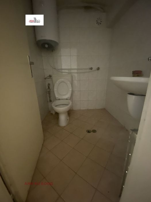 Продава се Магазин в Варна, ВИНС - 57 кв.м за 2544 €/кв.м - Снимка #2