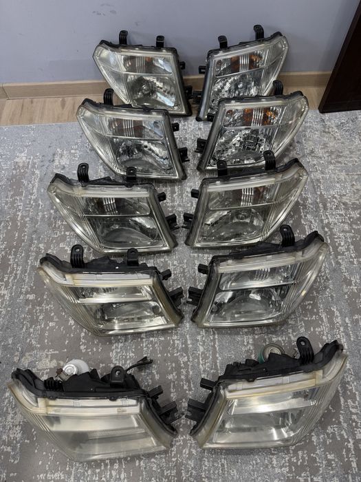 Фары на Nissan Pathfinder  r51