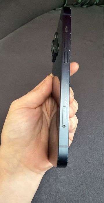 Продам айфон 14 черного цвета