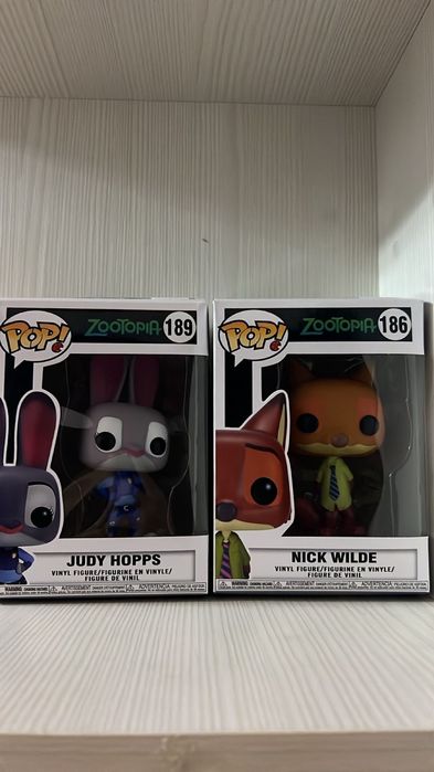 продам игрушки зверополес