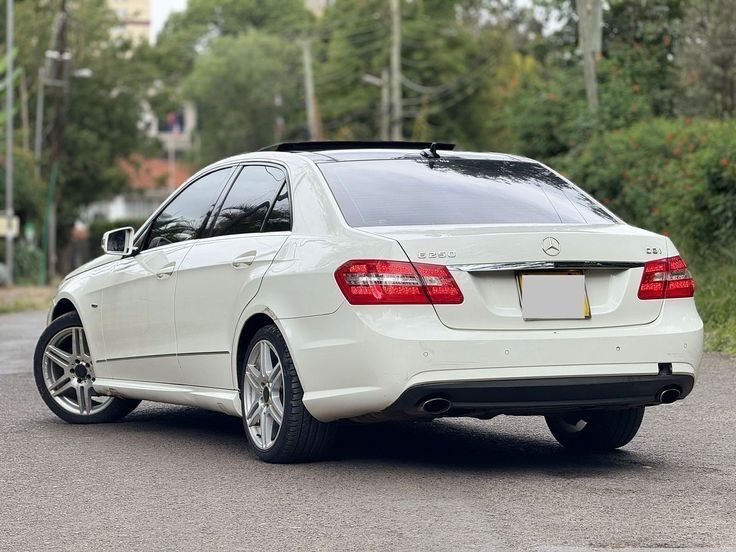 Mercedes 212 E class 350d Мерцедес Е350д 212 2010година На части!!