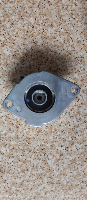 Натяжитель ремня генератора