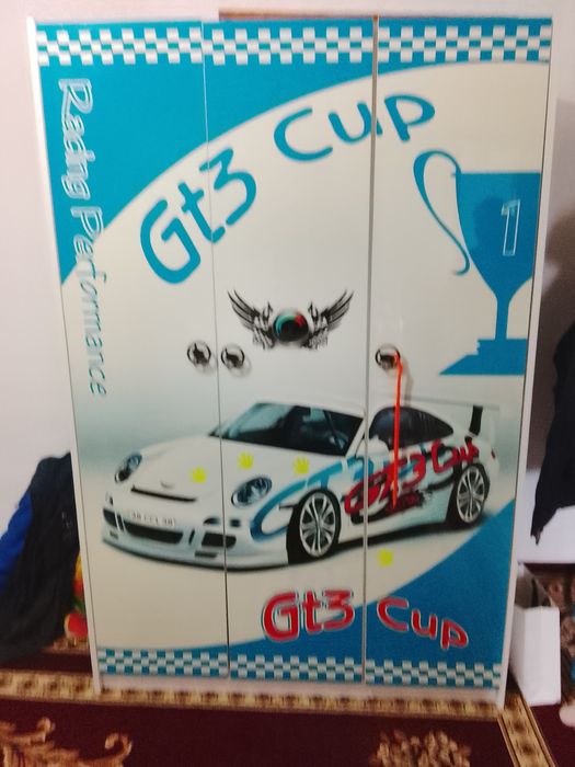 Детский шкаф в отличном состояние