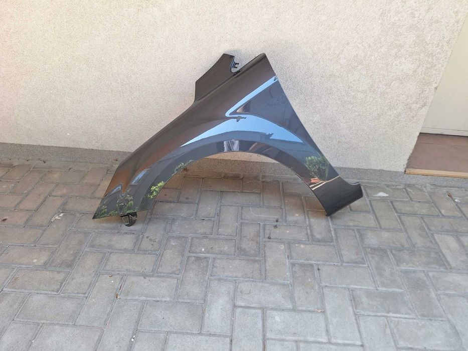 Aripa Fata Stanga Ford Focus 2 II An 2008-2011 Vopsita Gri Inchis