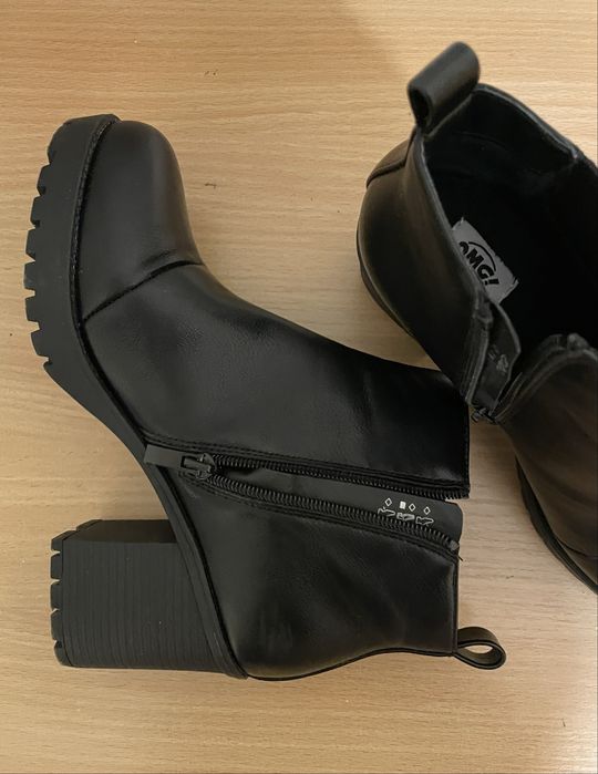 Дамски кожени боти